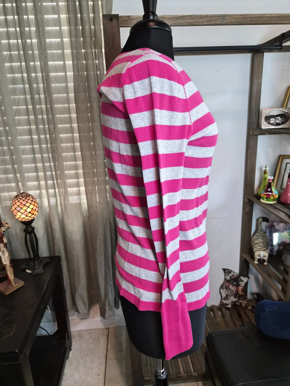 Aeropostale Stretch Pink and Light Gray Striped Long-Sleeve Henley #0297 - Picture 4 of 4